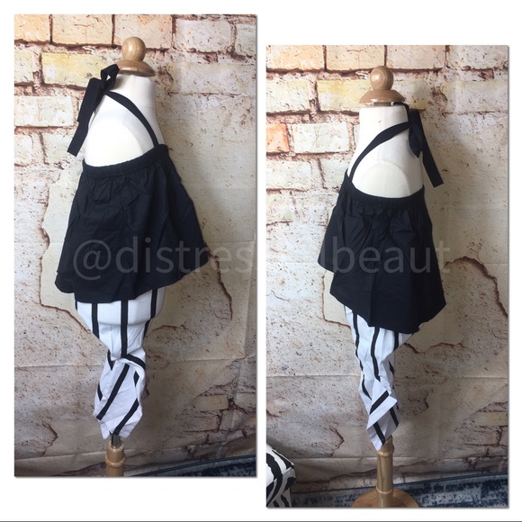 •LAST 2!! Black & Stripe 2 PC Legging Set• - Picture 4 of 11
